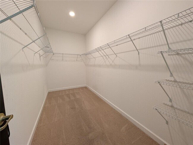 Building Photo - 11024 Little Blue Heron Dr