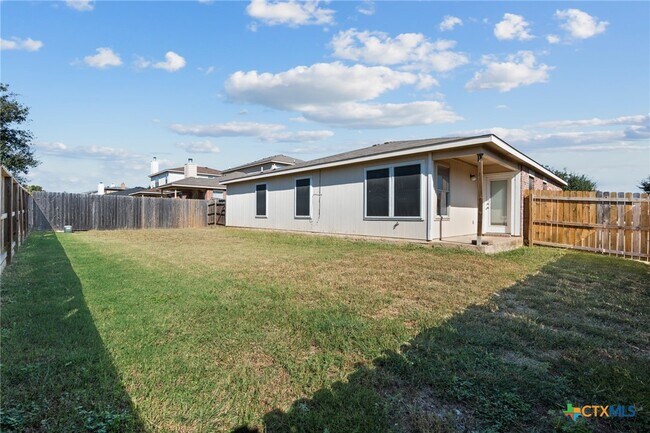 Building Photo - 3308 Catalina Dr