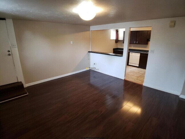 Building Photo - 4288 N Hooker St