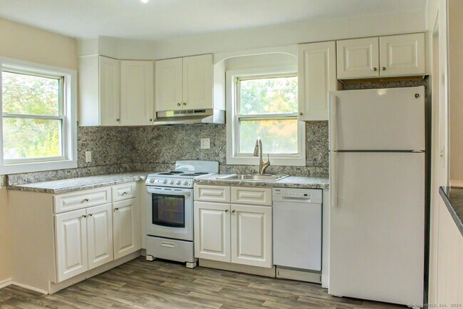 Building Photo - 208 Buena Vista Ave