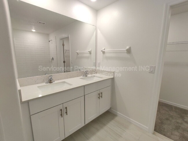 Building Photo - 13413 Sunset Sapphire Ct