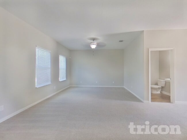 Building Photo - 1058 Lancelot Dr