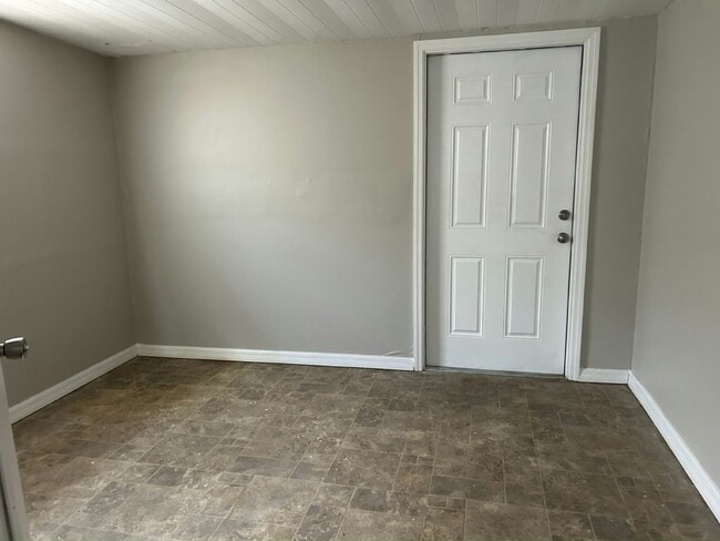 Building Photo - 1114 Choctaw Village Dr