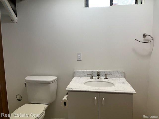 Building Photo - 3905 Newland Dr E