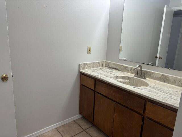 Building Photo - 544 Montevista Dr NE