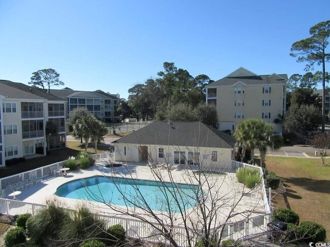 Building Photo - 601 Hillside Dr