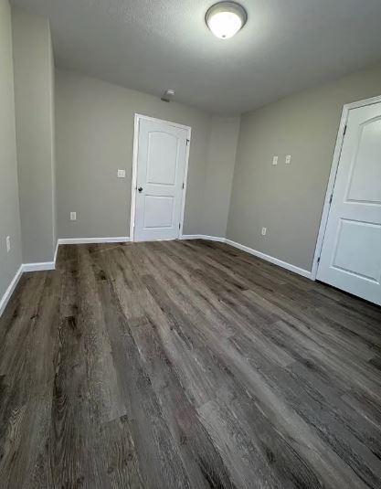 Building Photo - 903 4th St