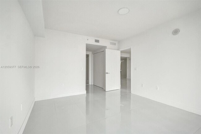 Building Photo - 330 Sunny Isles Blvd