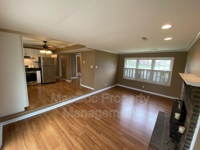 Building Photo - 12009 Stansbury Dr