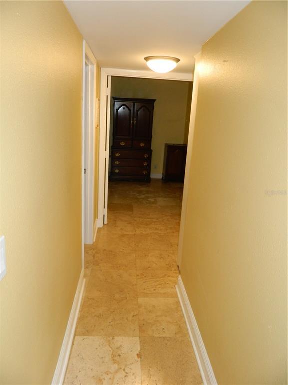 Building Photo - 266 Orienta Point St