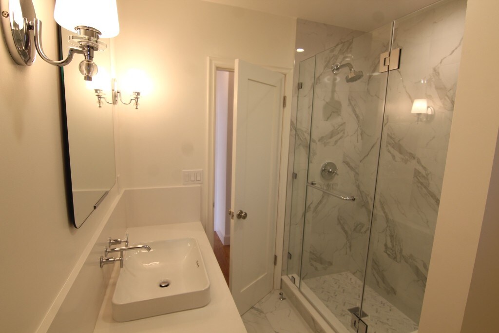 Building Photo - 1523 S Wooster St