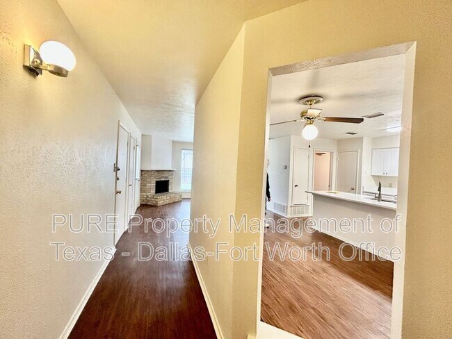 Building Photo - 1410 Birmingham Dr