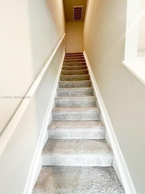 Building Photo - 3939 SE Mentmore Ln