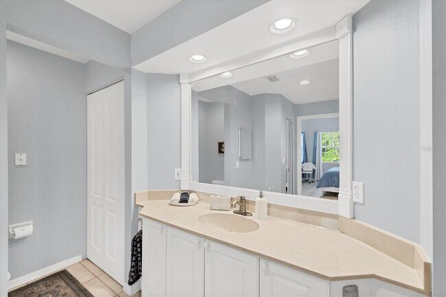 Building Photo - 3803 54th Dr W