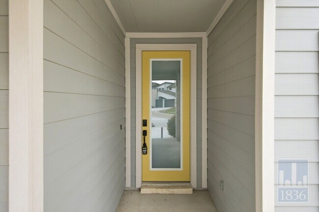 Building Photo - 8309 Greyhawk Cv