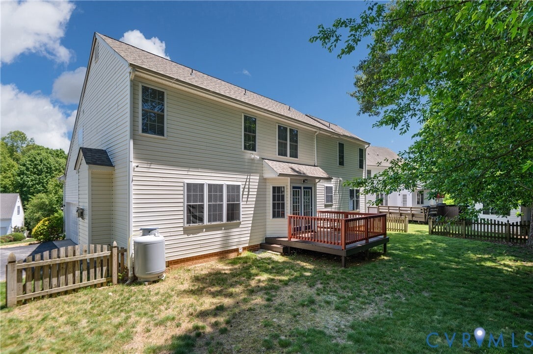 Building Photo - 3924 Liberty Point Dr