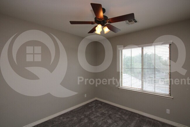 Building Photo - 19134 E Lark Dr