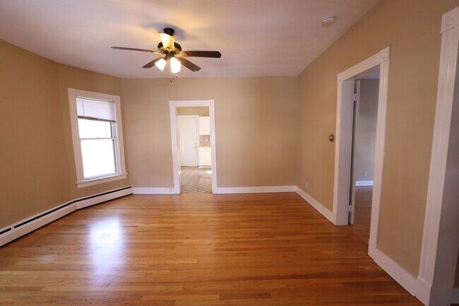 Building Photo - 72 N Whittlesey Ave