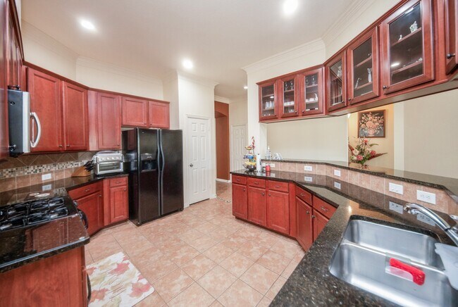 Building Photo - 9034 Necklace Tree Ln