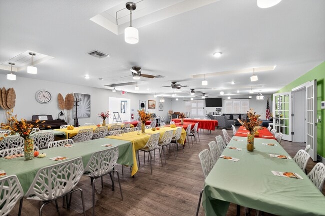 Building Photo - 1208 Lee St