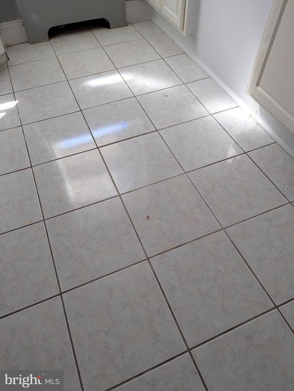 Building Photo - 6281 Souder St