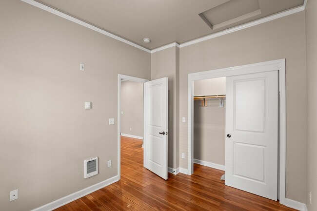 Building Photo - The Rinehart Building Residential Units