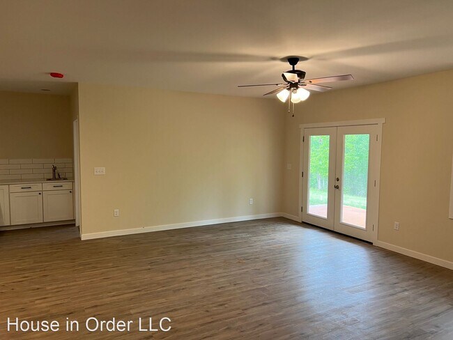 Building Photo - 3 br, 2.5 bath House - 78 Grace Estates Dr