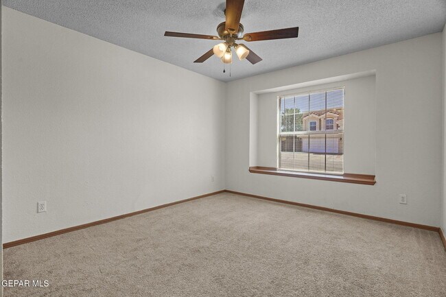 Building Photo - 12705 Tierra Flores Dr