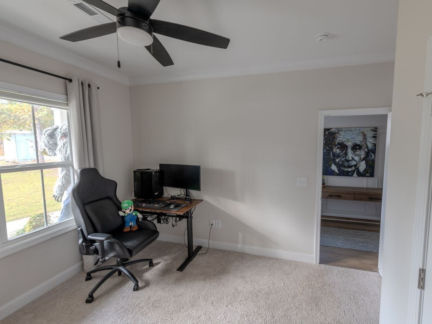 Building Photo - 711 Elderberry Dr