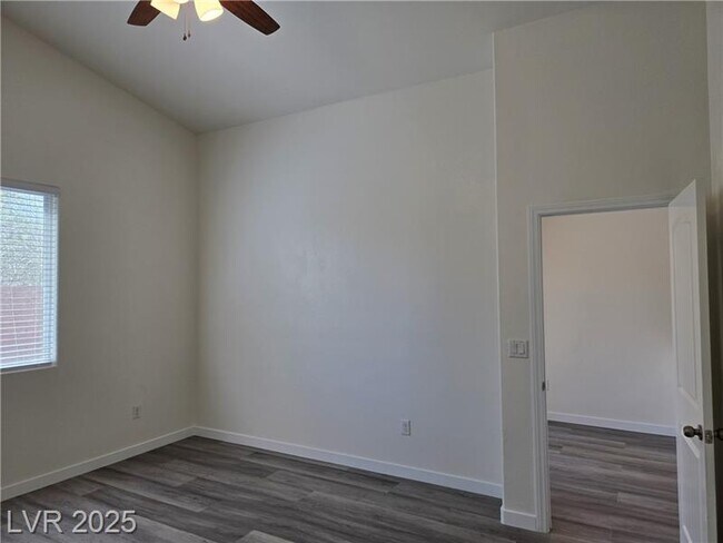Building Photo - 9463 Jumping Frog Ct