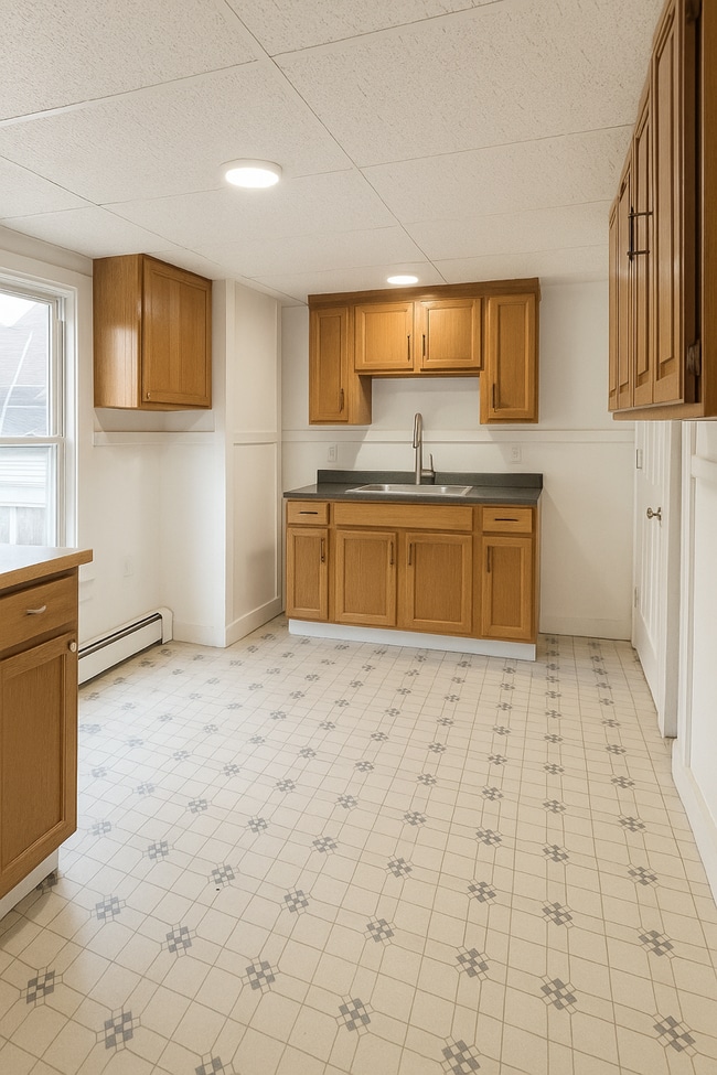 Building Photo - 66 School St