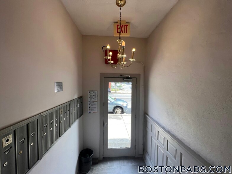 Building Photo - 49 S Huntington Ave