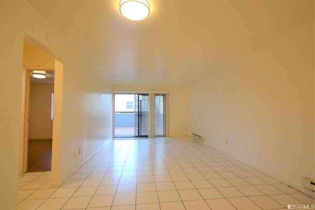 Building Photo - 120 Leland Ave