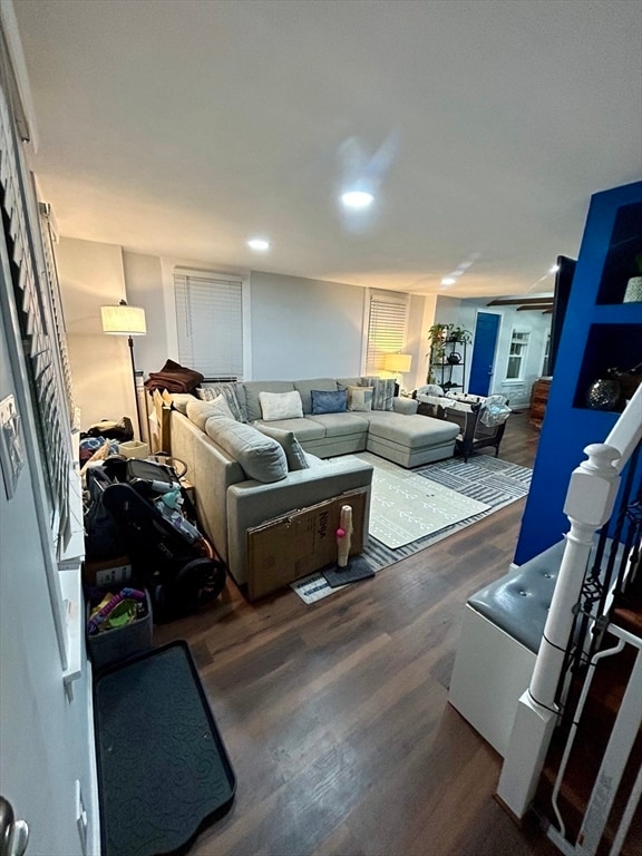 Building Photo - 9 Church St