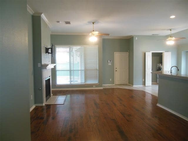 Building Photo - 3618 Rodale Way