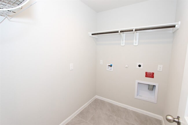 Building Photo - 1303 Keaton Ct