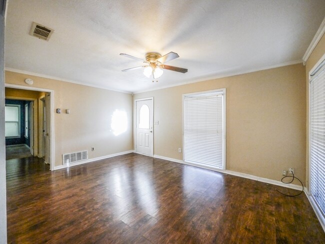 Building Photo - 2BR 1BA-Killeen's hidden gem!