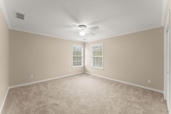 Building Photo - 2309 Wickingham Dr NE