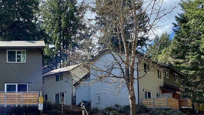 Building Photo - Hillside Village