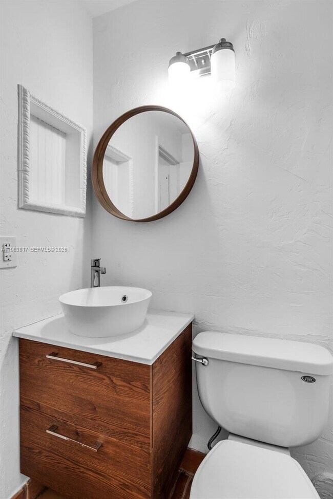 Building Photo - 20908 Leeward Ct