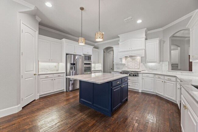 Building Photo - 981 Deer Run Ln