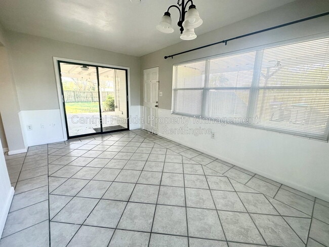 Building Photo - 3400 Price Ave