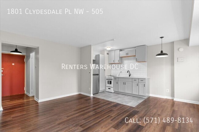 Building Photo - 1801 Clydesdale Pl NW