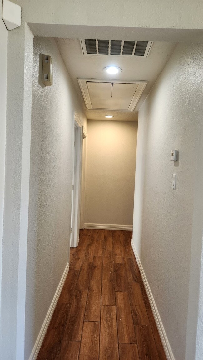 Building Photo - 20018 Bolton Bridge Ln