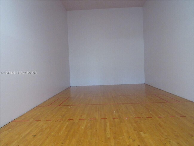 Building Photo - 2401 W Preserve Way