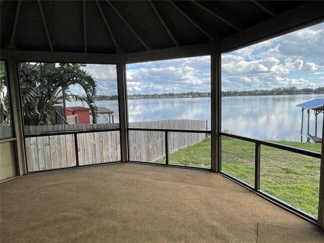 Building Photo - 687 Lake Dexter Cir