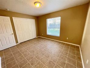 Building Photo - 115 Stefanik Rd