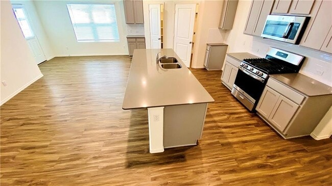 Building Photo - 21313 Wilmiller Ln