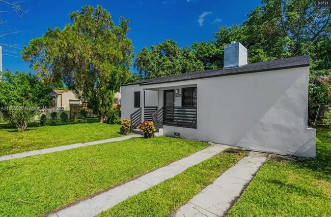 Building Photo - 520 NW 45th St