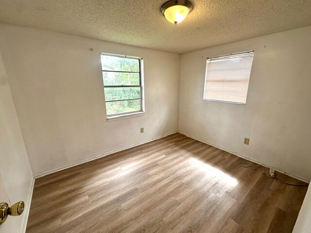 Building Photo - 2225 E 133rd Ave